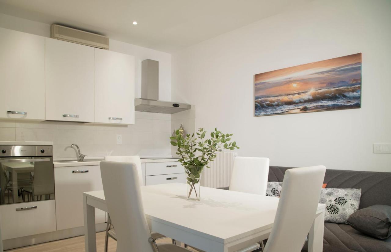 I Suoni Del Mare Apartment Porto San Giorgio Exterior photo
