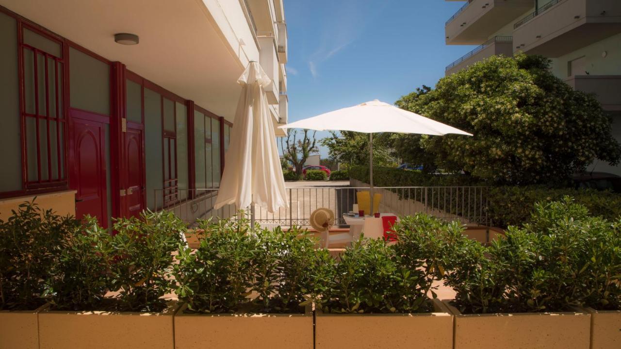 I Suoni Del Mare Apartment Porto San Giorgio Exterior photo
